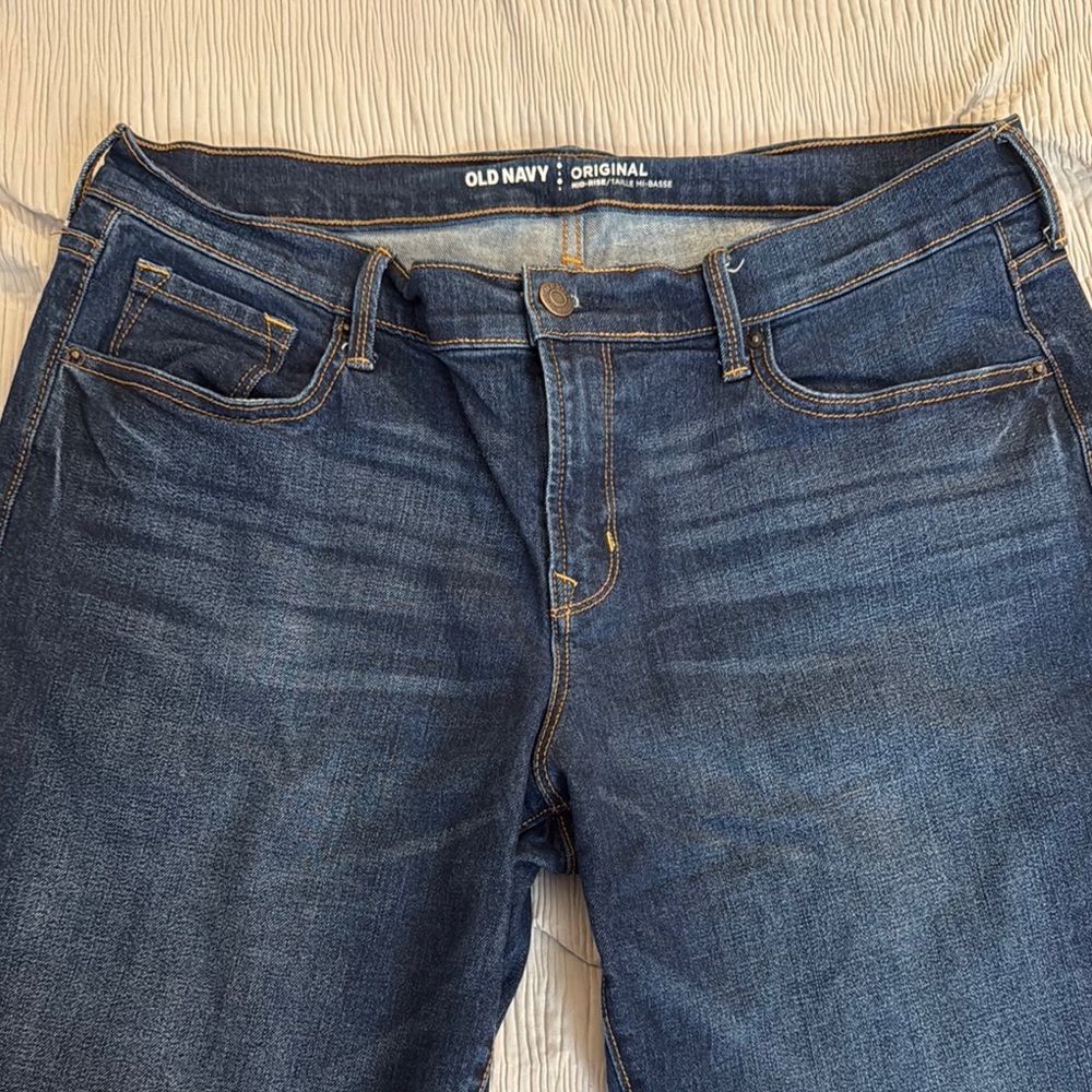 Old Navy Medium Blue Flare Jeans - Picture 2 of 9